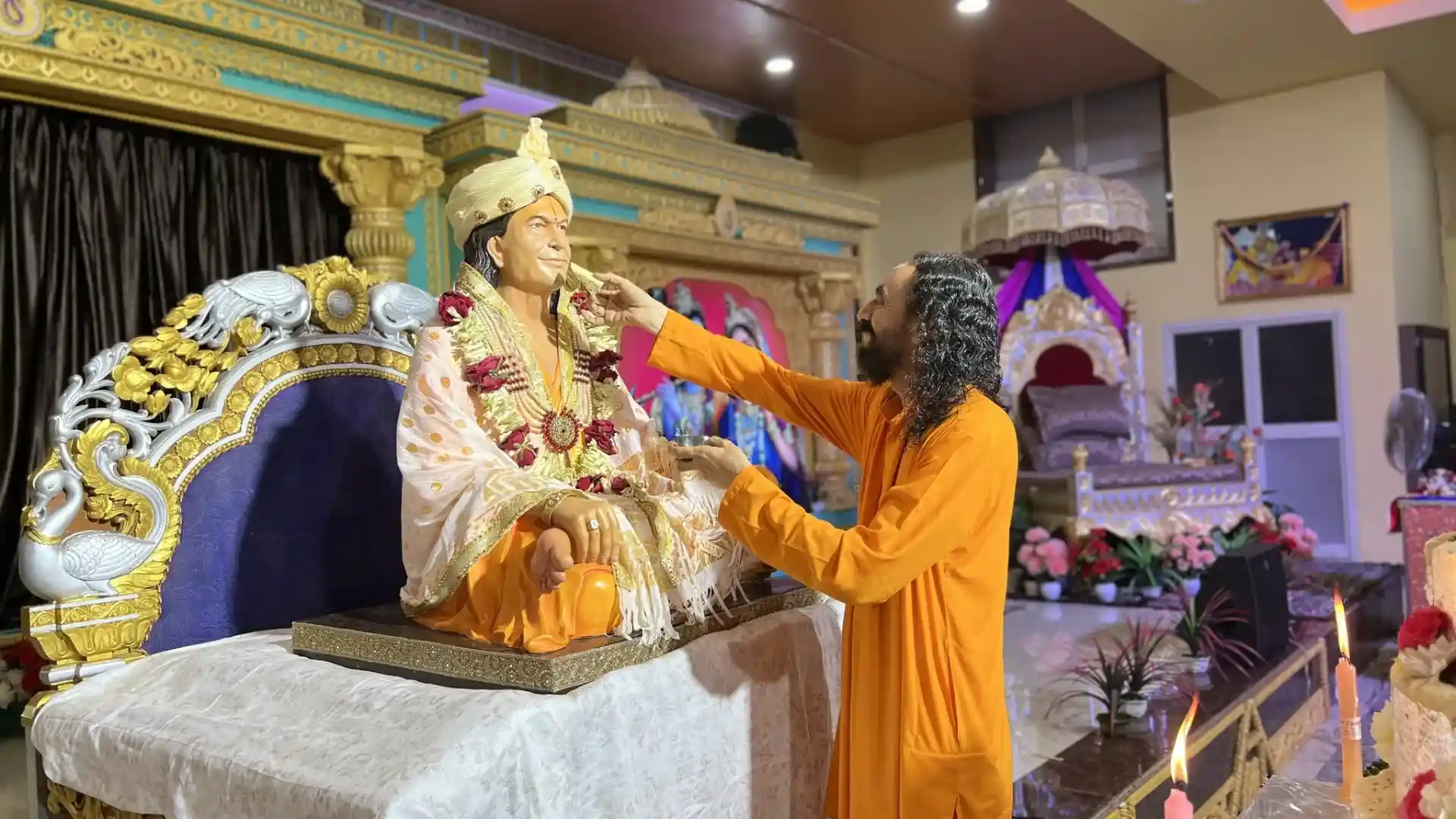 Swami Mukundananda Pictures