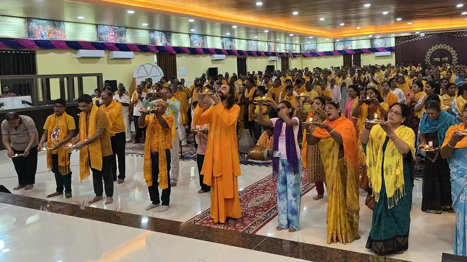 Swami Mukundananda Pictures